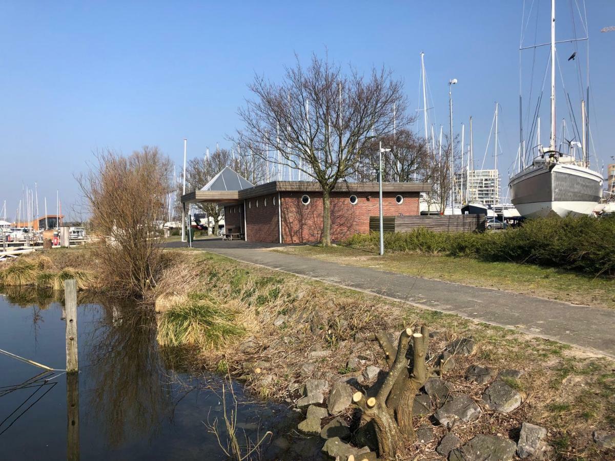Marinaparcs Almere Bagian luar foto